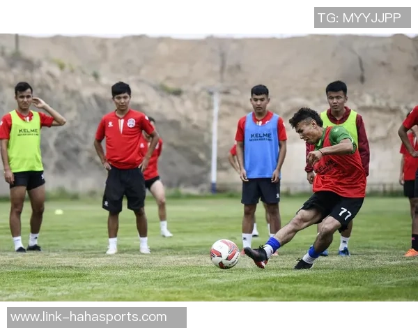 足球姜浩的传奇之路从草根到顶尖球员的奋斗故事